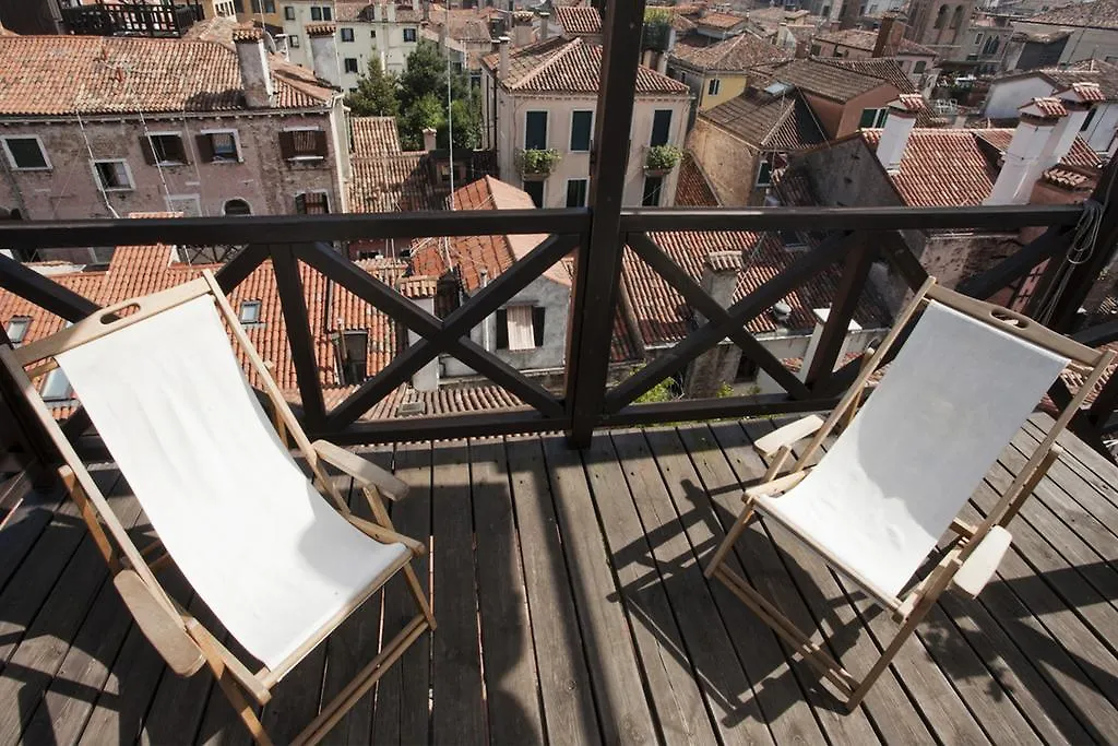 Locappart Cannaregio - Venice City Centre 0*,  Italia